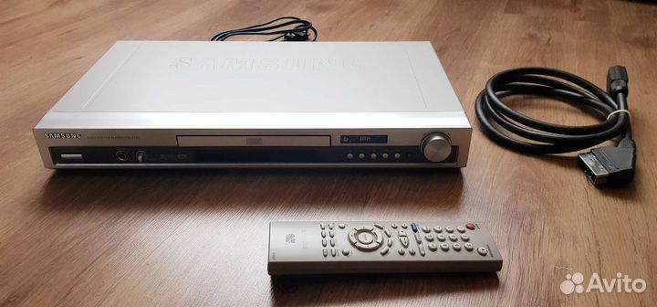 DVD-плеер samsung DVD-E335