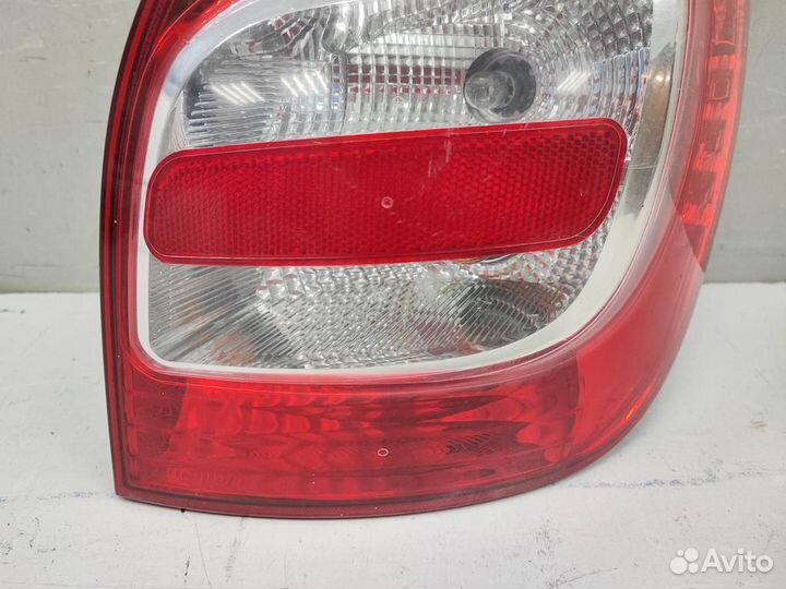 Фонарь правый LADA granta kalina 2 00