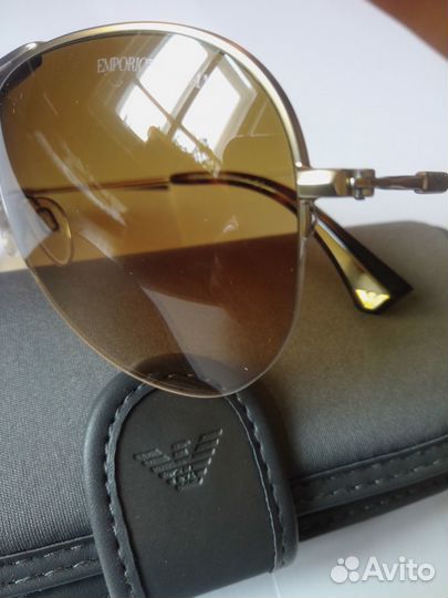 Солнцезащитные очки италия