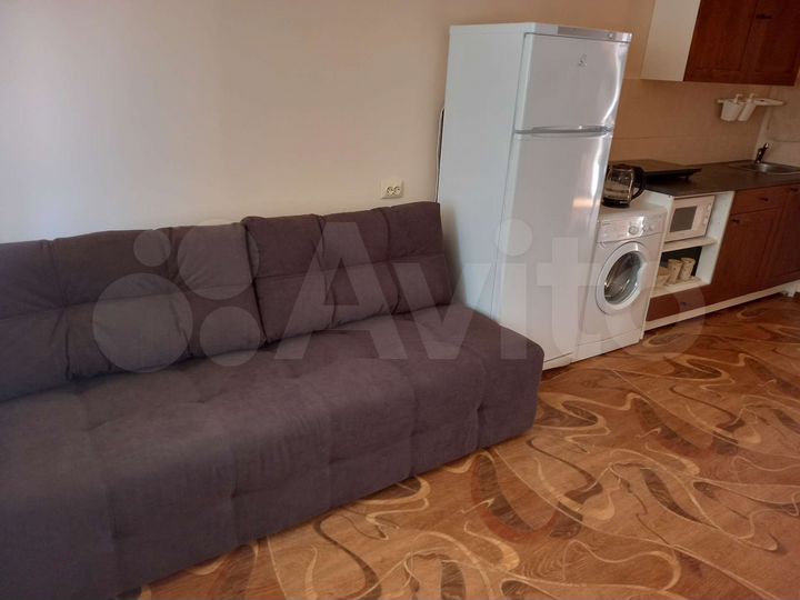 1-к. квартира, 42 м², 2/2 эт.