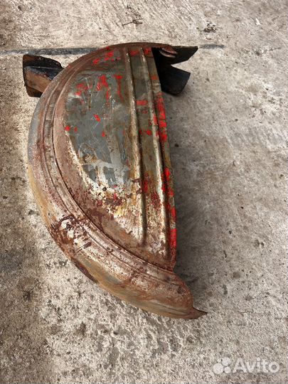 Крыло коляски иж 5