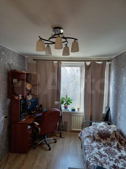 3-к. квартира, 55 м², 3/5 эт.