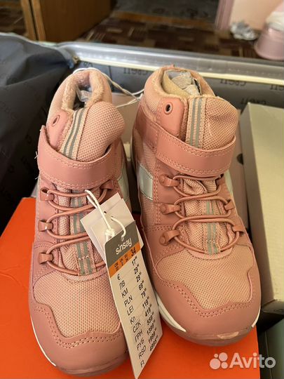 Ботинки для девочки 34