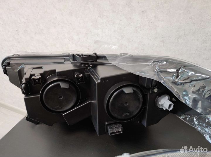 Блок фары Niva Travel лев/прав