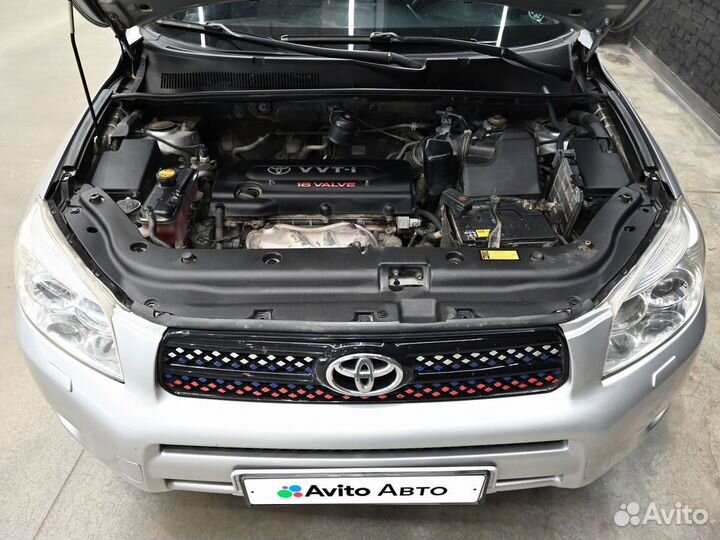 Toyota RAV4 2.0 AT, 2008, 206 317 км