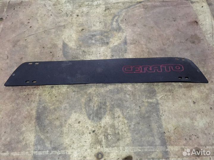 Накладка решётки переднего бампера kia cerato 2