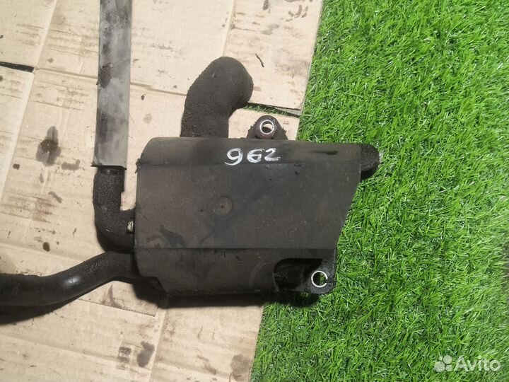 Маслоотделитель Volvo s40 1 поколение