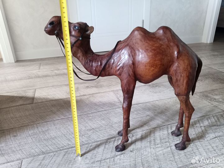Статуэтка верблюд