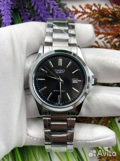 Мужские наручные часы Casio кварцевые