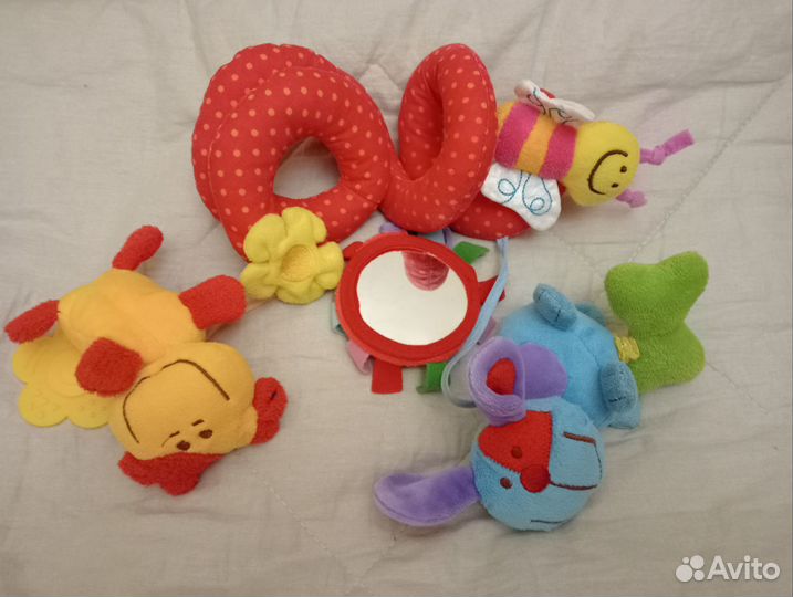 Игрушки для малыша пакетом