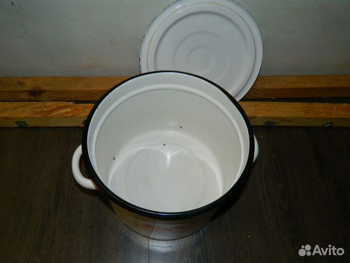 Кастрюли, б/у (см.фото)