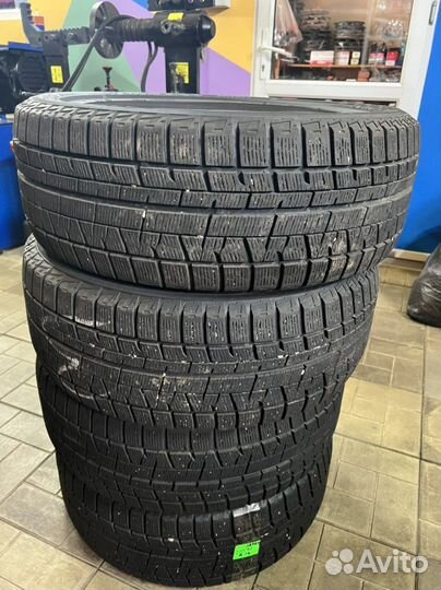 Yokohama Ice Guard 5 IG50 A 215/55 R16