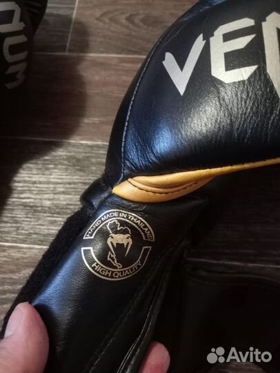 Боксерские перчатки 12 oz