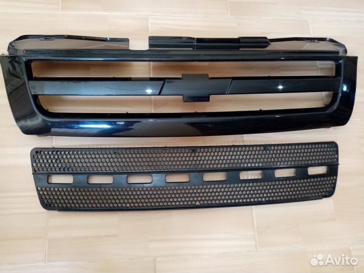 Решетка радиатора ваз 2123 в сборе