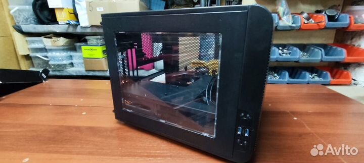 Корпус Thermaltake Core V21