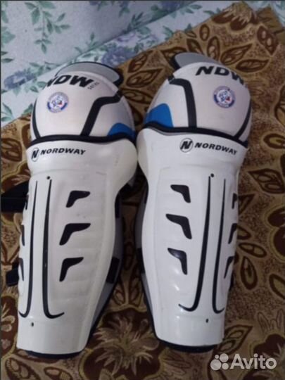 Наколенники для роликов