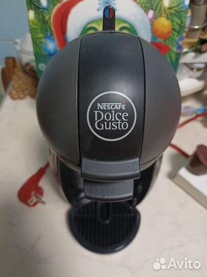 Капсульная кофемашина dolce gusto