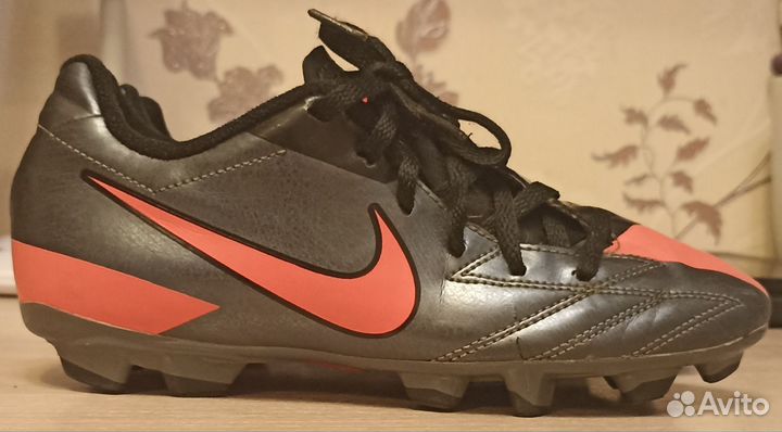 Бутсы nike тотал 90