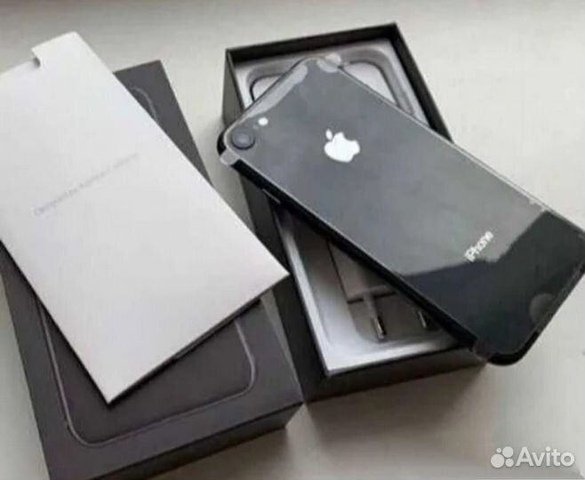 iPhone 8, 128 ГБ
