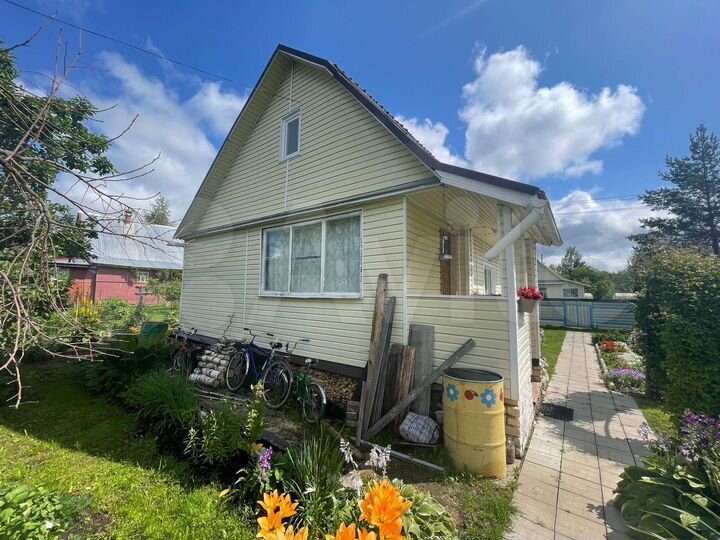 Дача 58,4 м² на участке 8 сот.