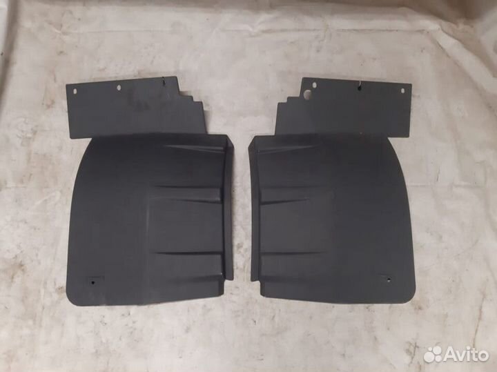 Подкрылок переднего колеса Daf XF105 95 XF 95