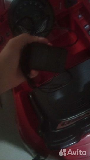 Детский электромобиль бу