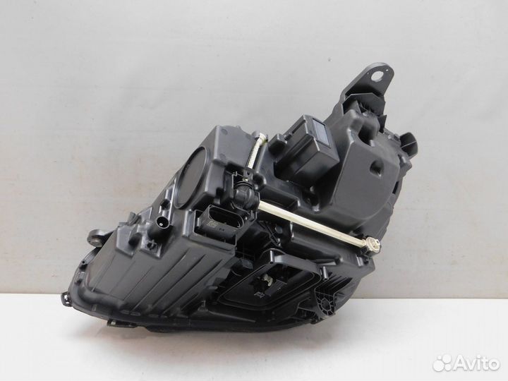 Фара правая Mercedes-Benz E-класс A2139067806KZ