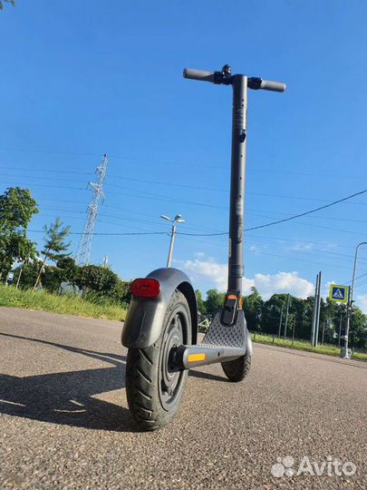 Электросамокат Ninebot by Segway E25A