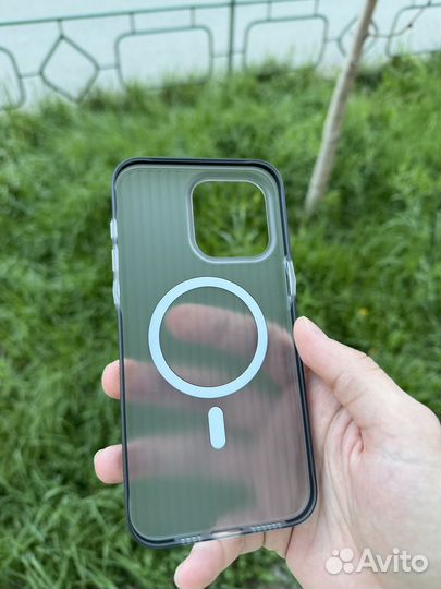 Матовый чехол для iPhone 15 Pro Max