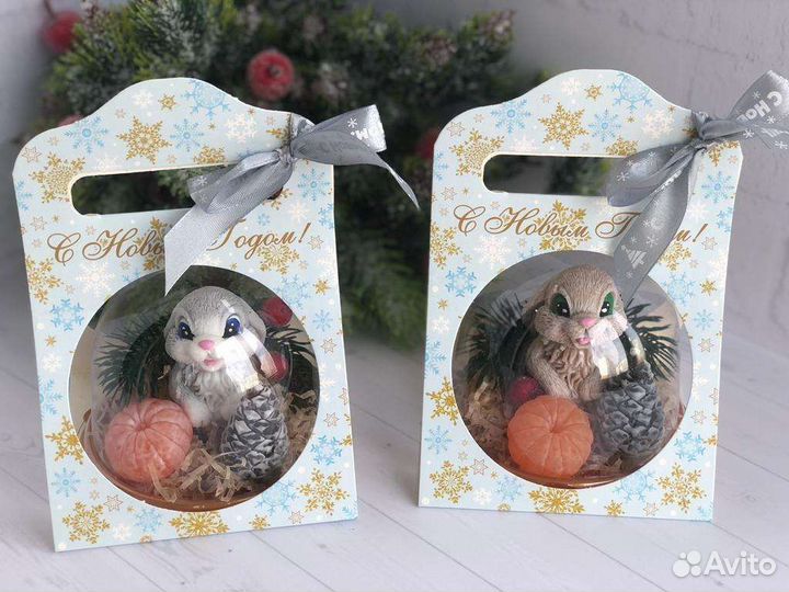 Зайка подарок на Новый год