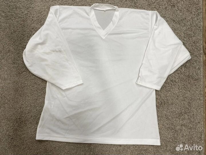 Аксессуары и майки хоккейные