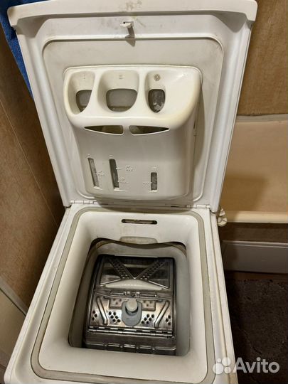 Стиральная машина с вертикальной загрузкой