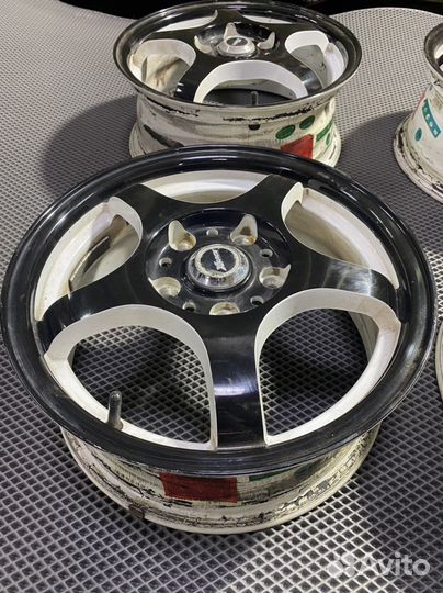 Литые диски r15 5x114.3 Renault fluence