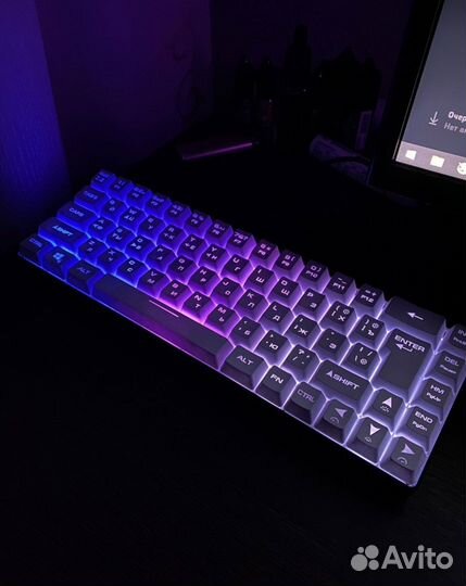 Игровая клавиатура белая