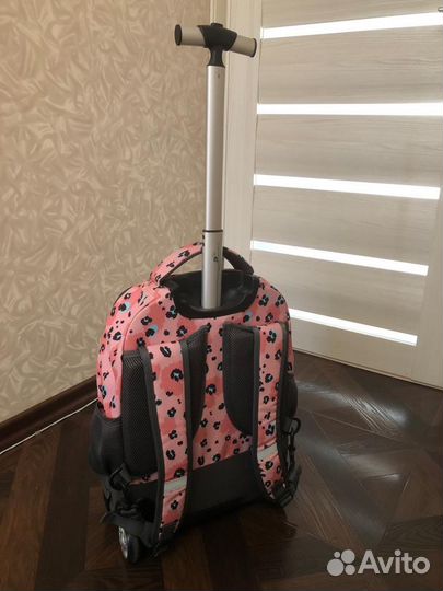 Рюкзак на колесах