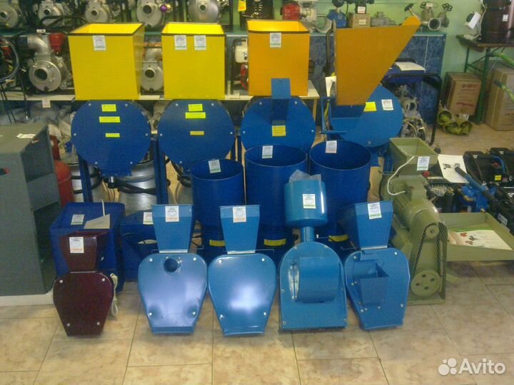 Измельчитель травы и сена для птицы 