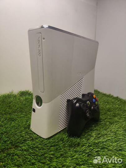 Xbox 360 Slim 79 игр Прошита