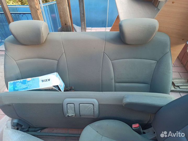 Сиденья для grand starex