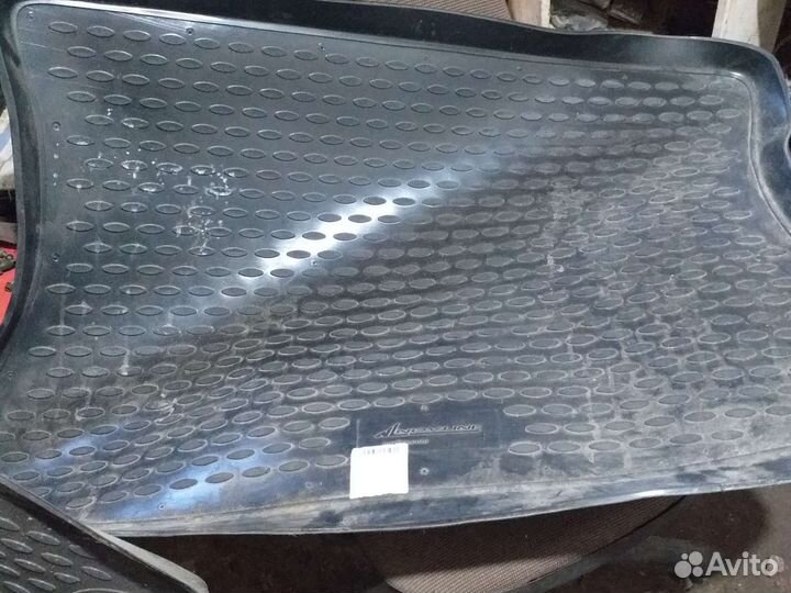 Новый коврик в багажник калина хетчбек