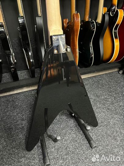 Электрогитара Новая