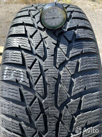 Nokian WR D4 215/65 R16
