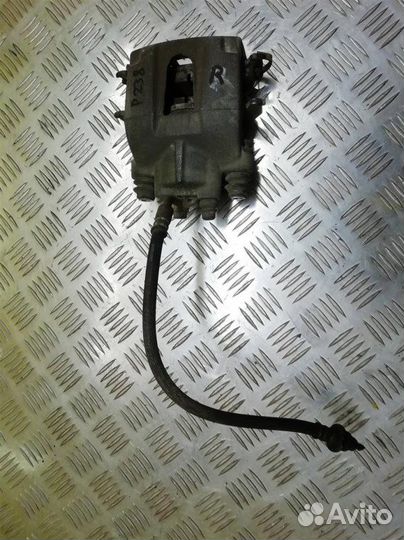 Суппорт задний правый Nissan Armada 2007-2021 Рест