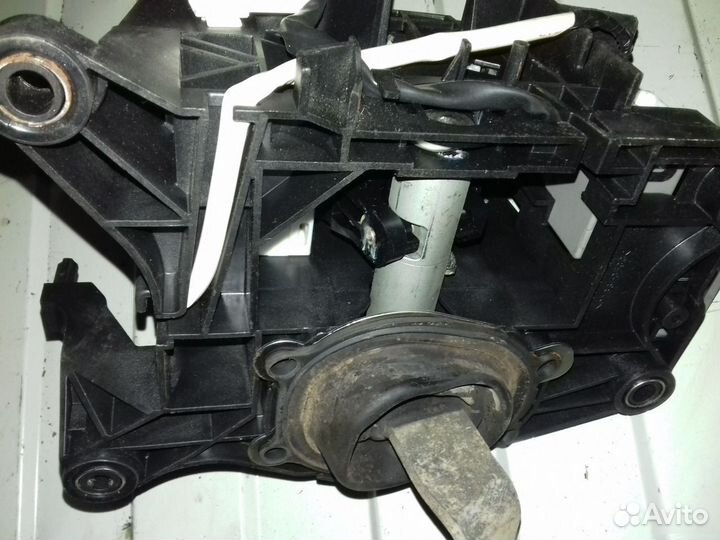 Кулиса кпп Toyota Land Cruiser 200