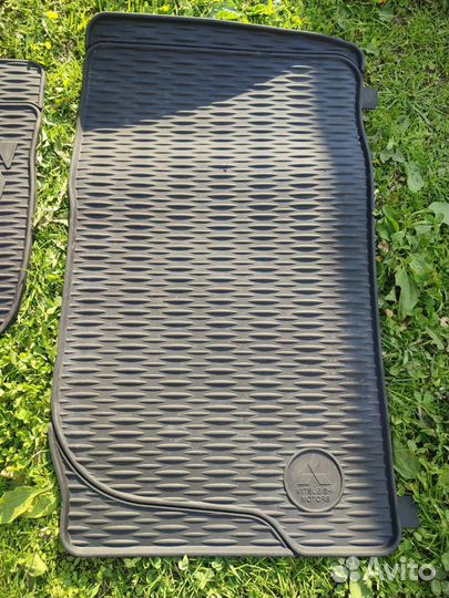 Коврики на mitsubishi L200