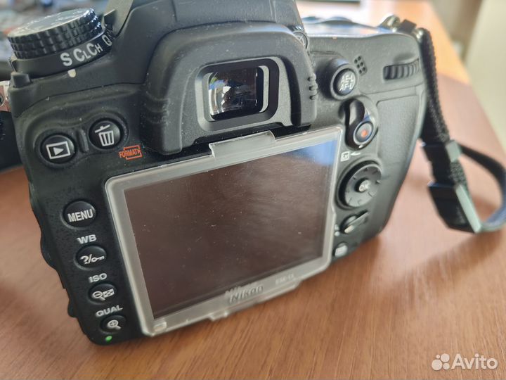 Nikon d7000 кит (18-105) пробег 7800