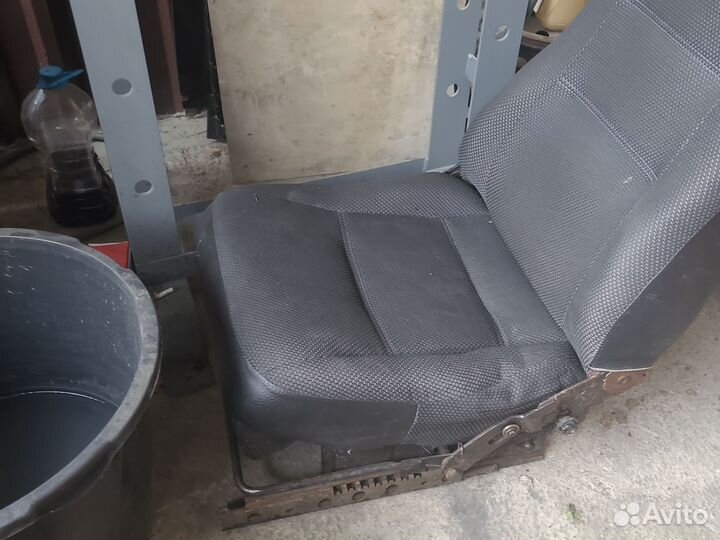 Сиденья на ниву 2121