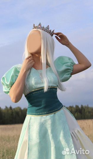 Продажа мятное платье