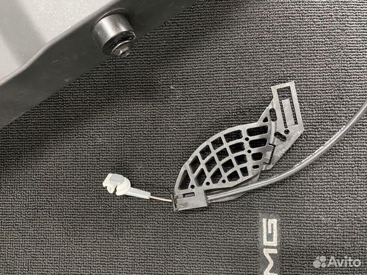 Привод крышки багажника Mercedes Benz W212