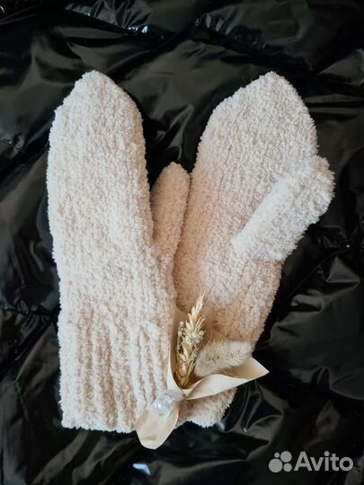 Варежки женские новые