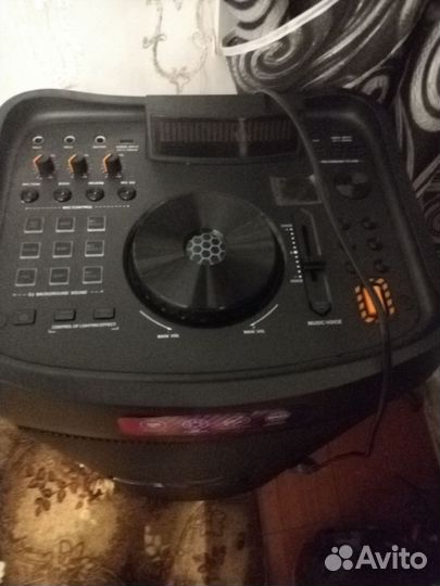 Блютуз колонка